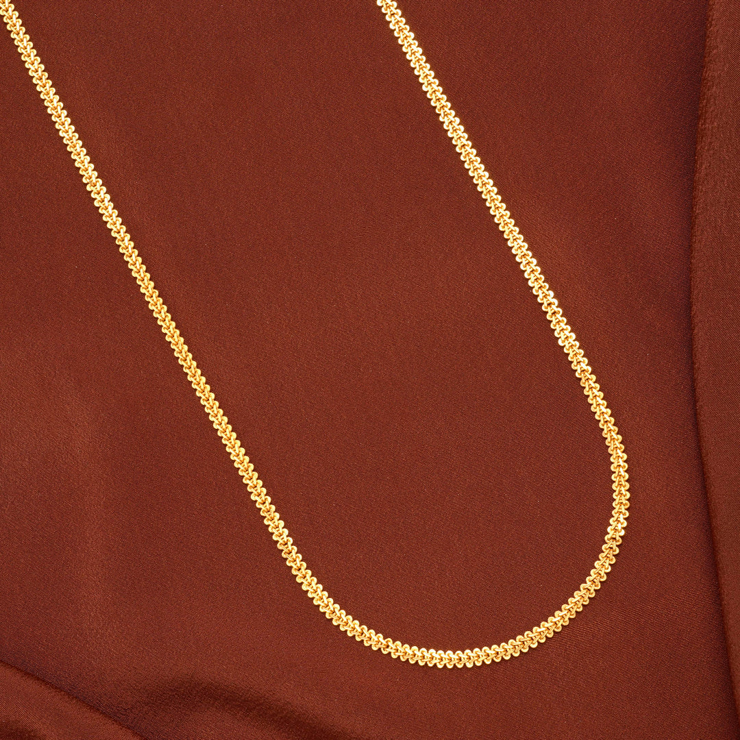 Sleek South Indian Plain Snake Gold Chain