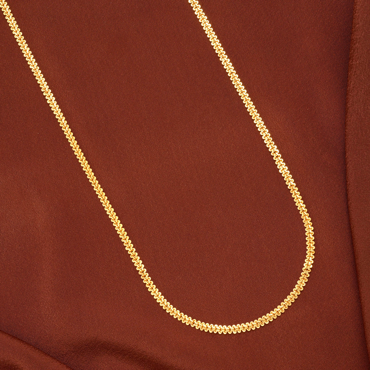 Sleek South Indian Plain Snake Gold Chain