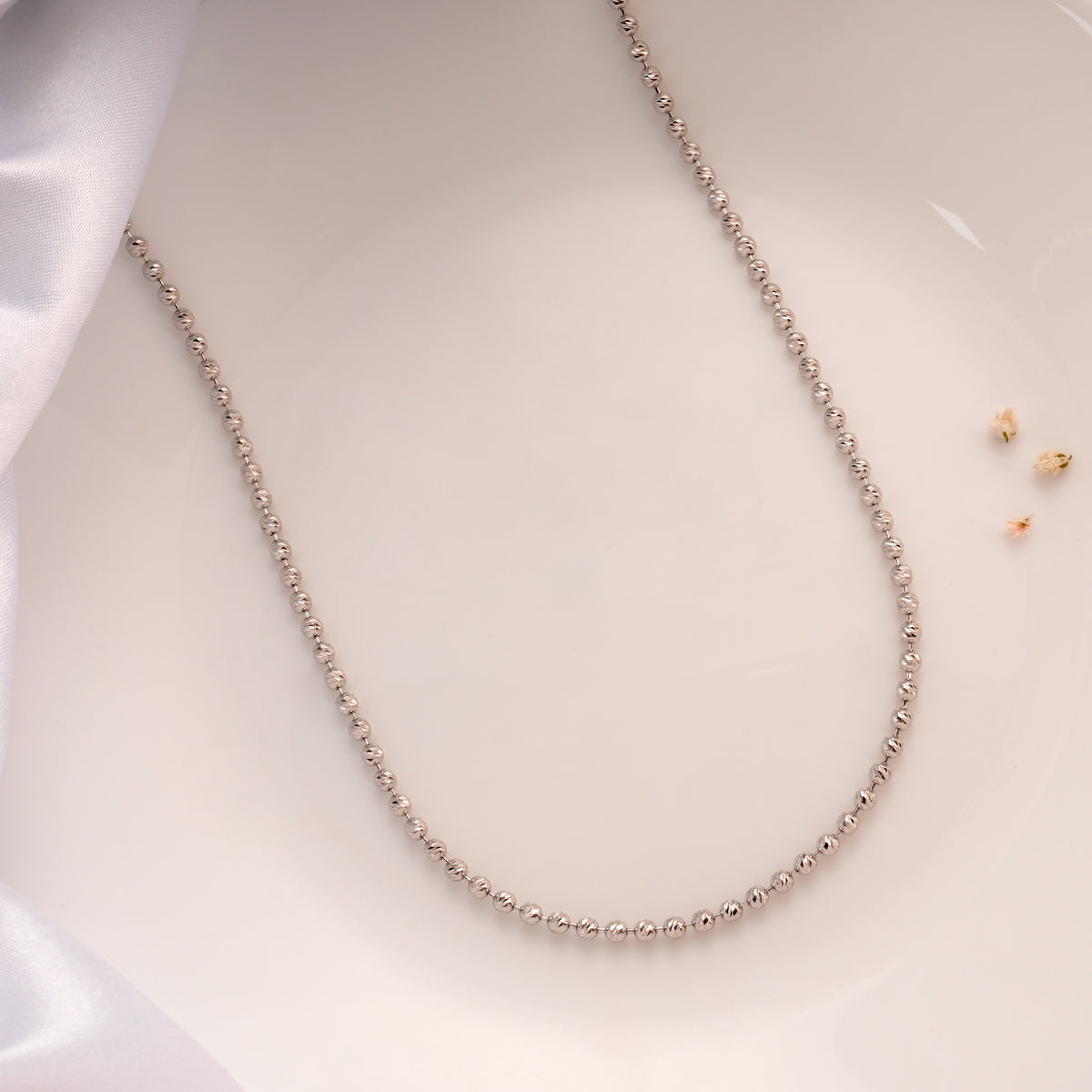 Plain Ball Designed Silver Chain