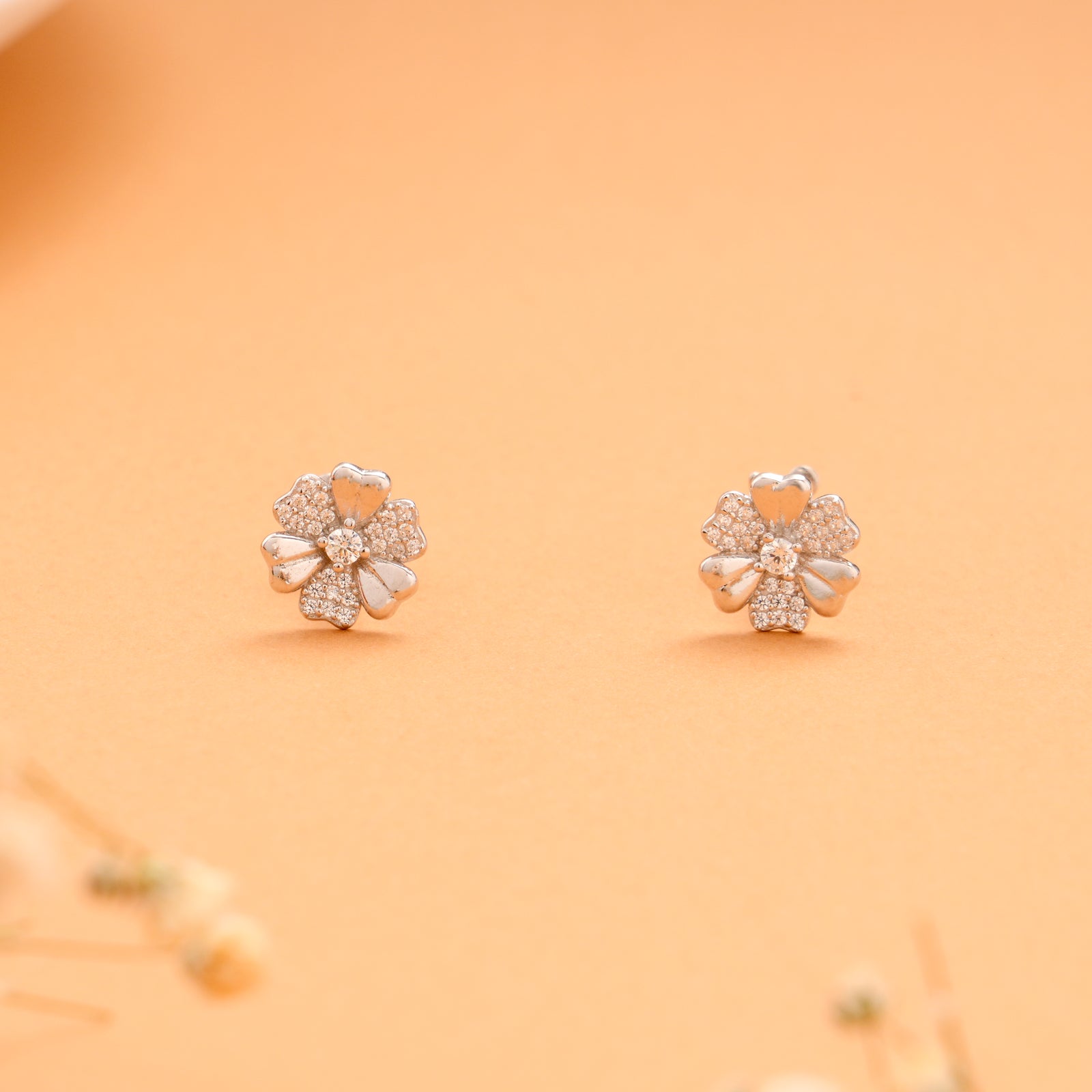 Heart Shape Petals with Stone Silver Stud