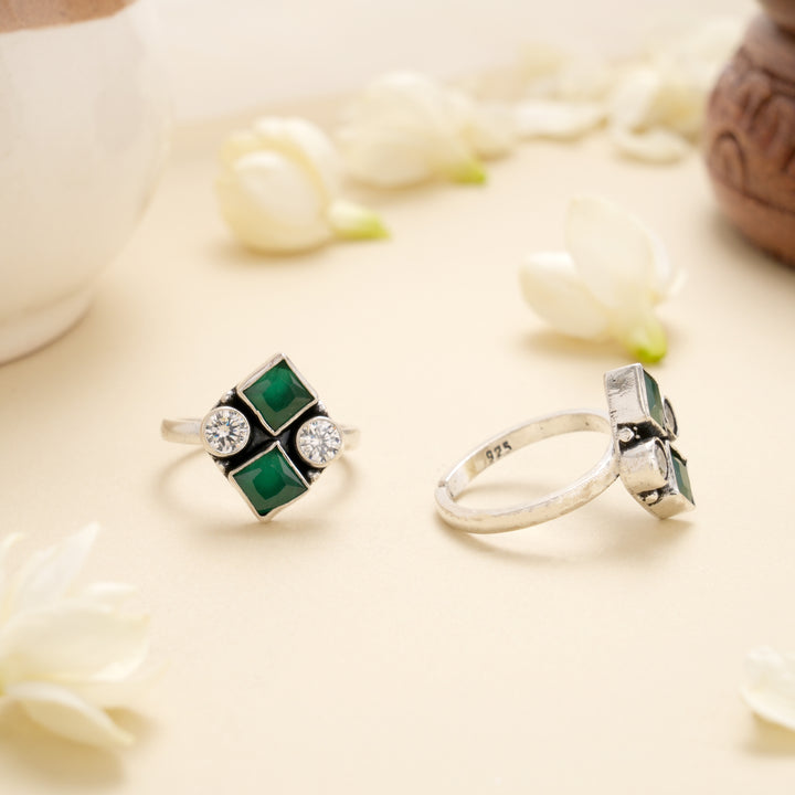 Emerald Halo Drop Silver Toe Ring