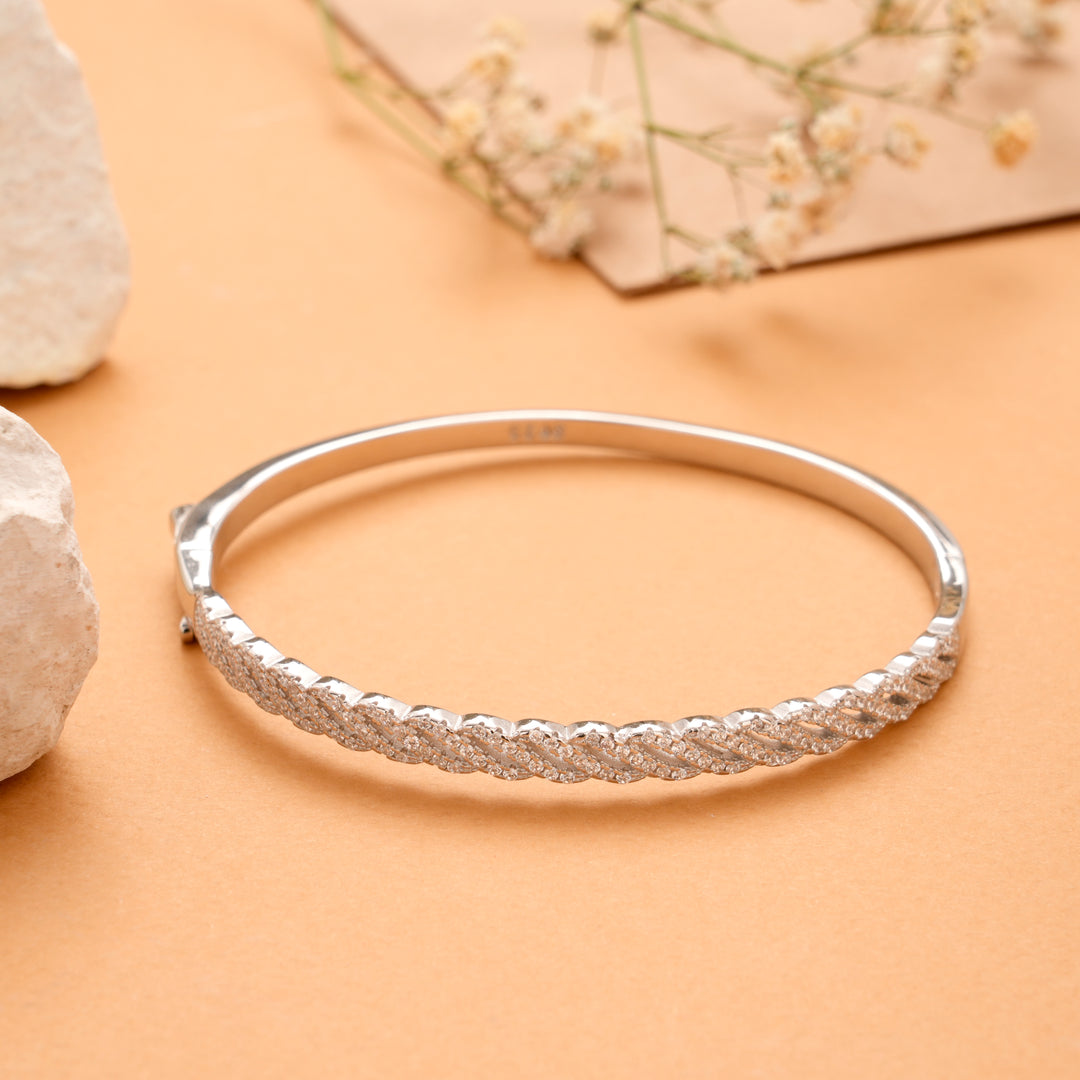 Minimalist Twist Braided Silver Kada
