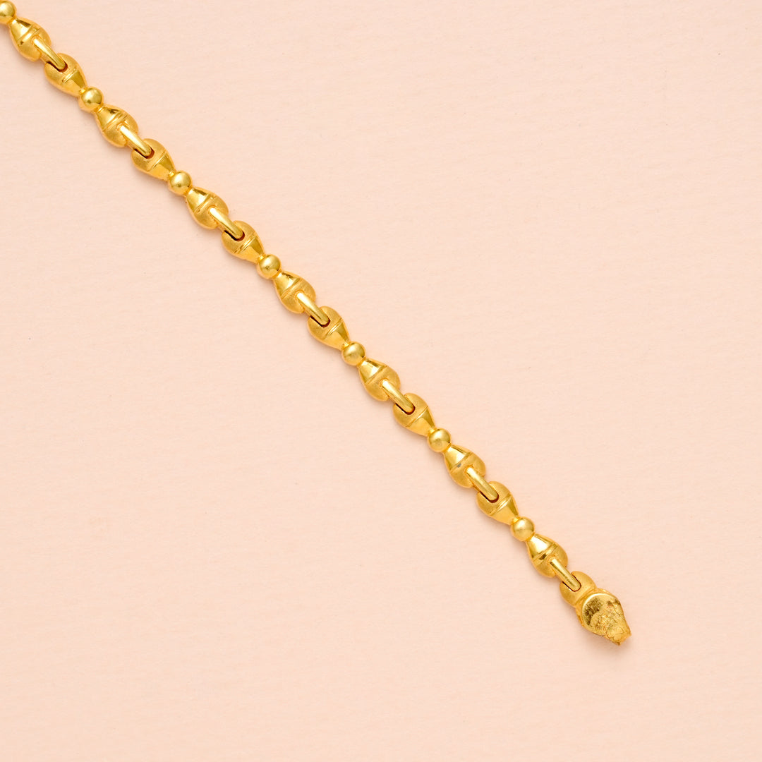 Fancy Fish Hook Link Design Gold Bracelet