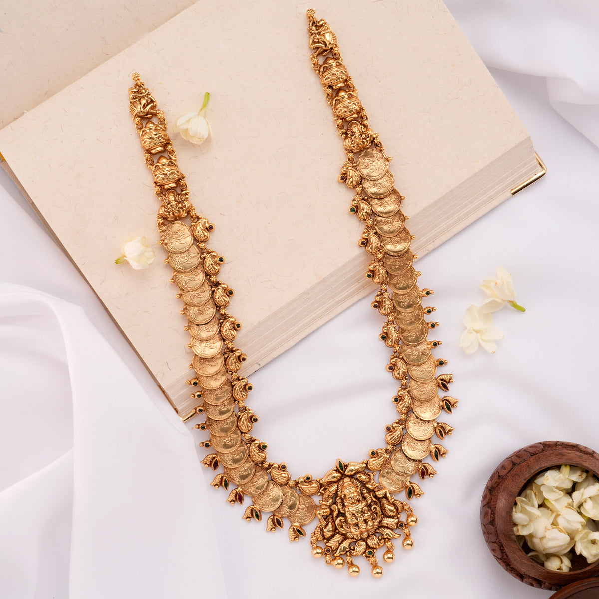 Divine Lakshmi Nagas Golden Kasumalai