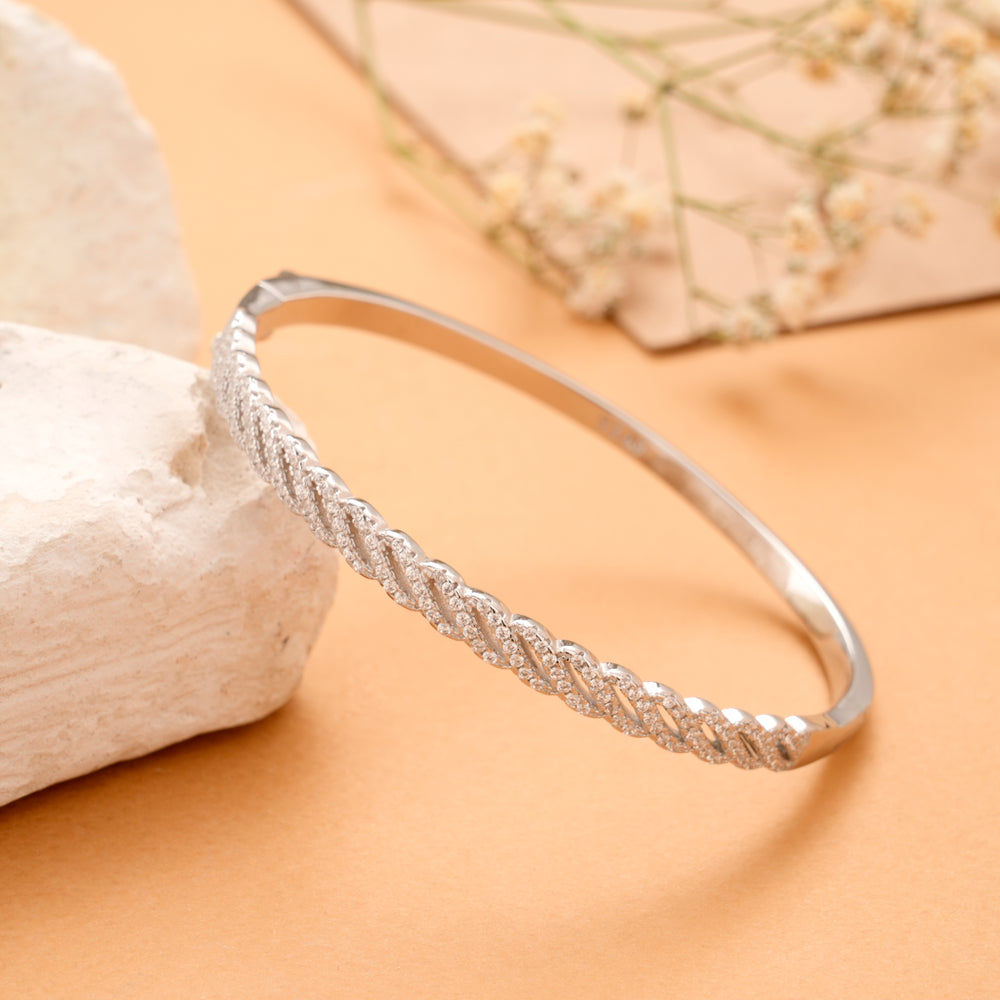 Minimalist Twist Braided Silver Kada