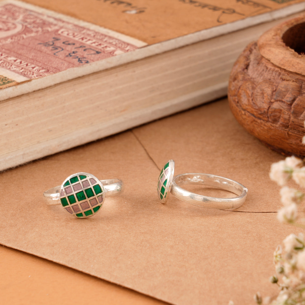 Green Enamel Oxidised Silver Toe Ring