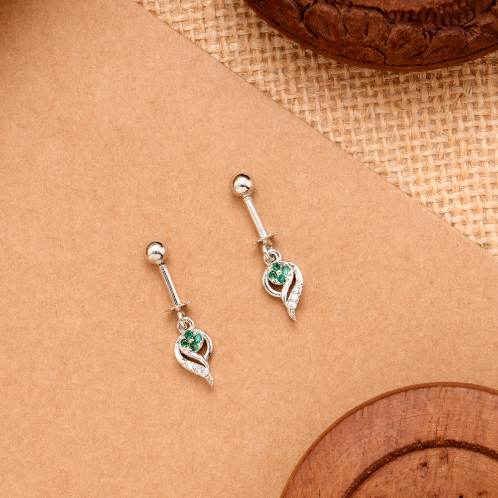 Traditional Leaf Design Green Stone Silver Koppu