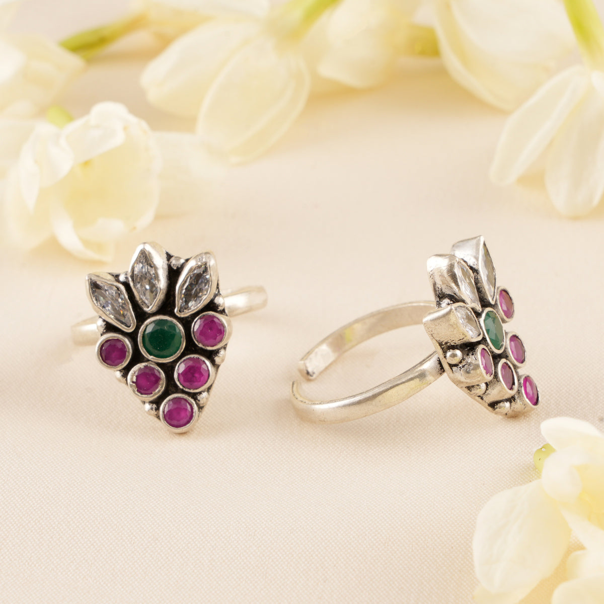 Emerald with Ruby Drops Toe Ring