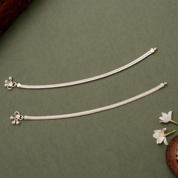 Elegant Plain Silver Anklet