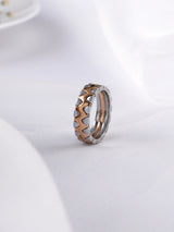 Geometric Zigzag Ring