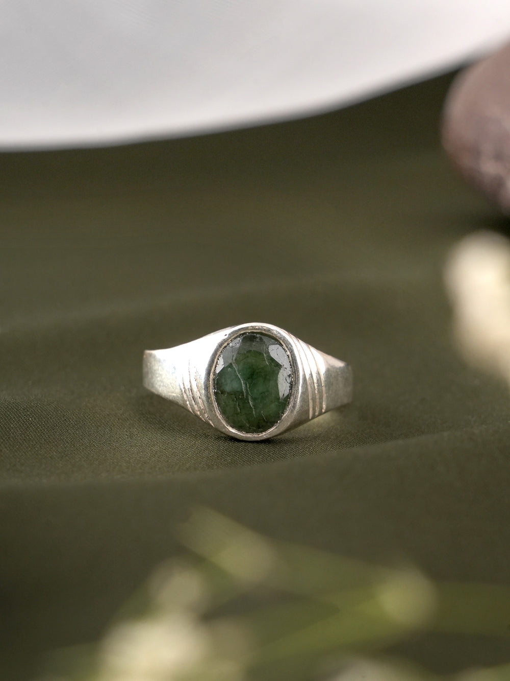 Green Emerald Gemstone Silver Ring