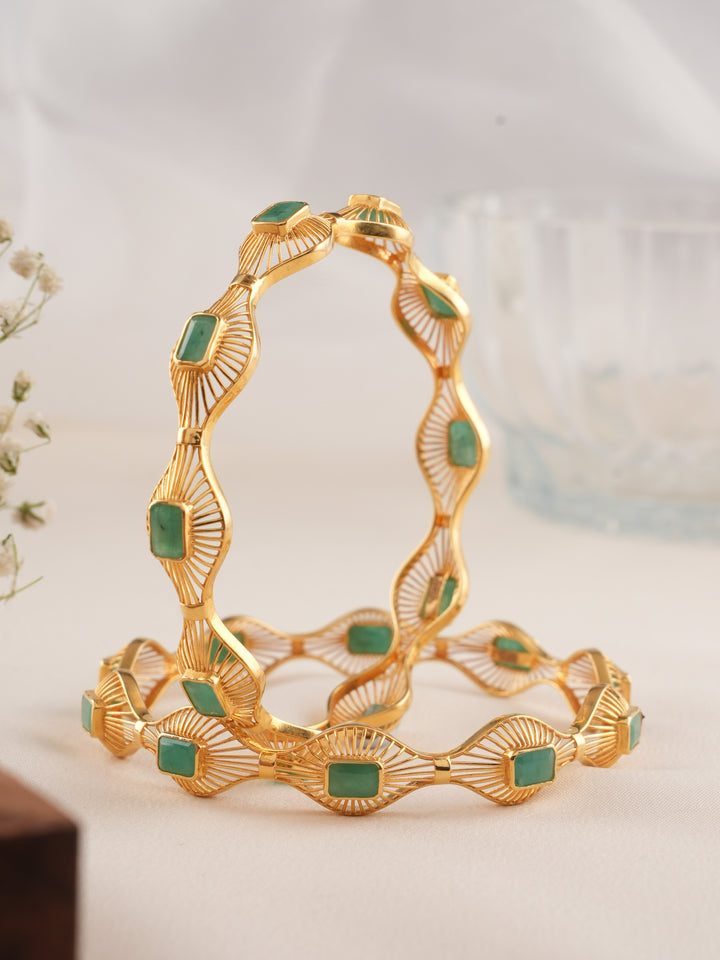 Flower Cut Emerald Gold Bangle