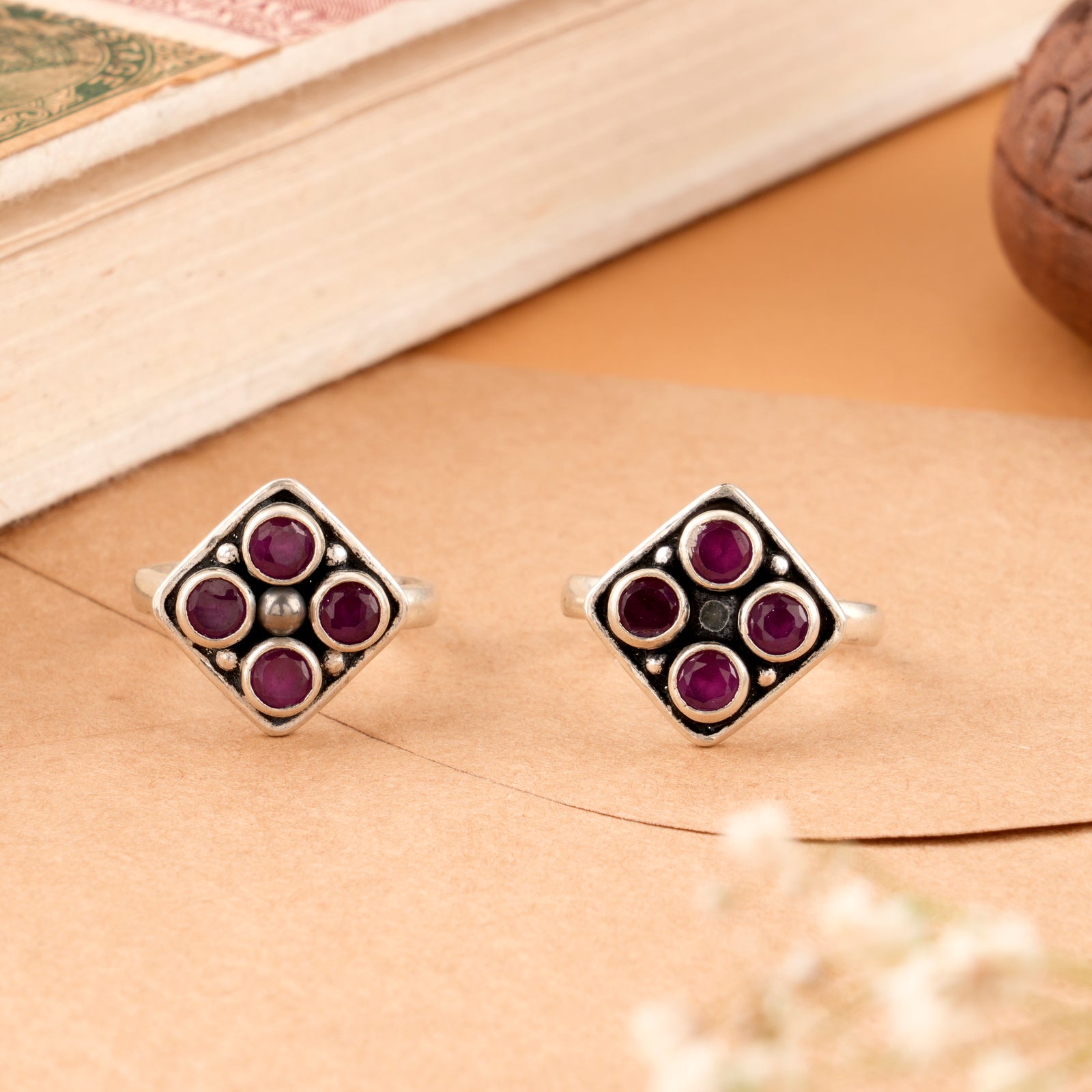 Antique Ruby Design Silver Metti