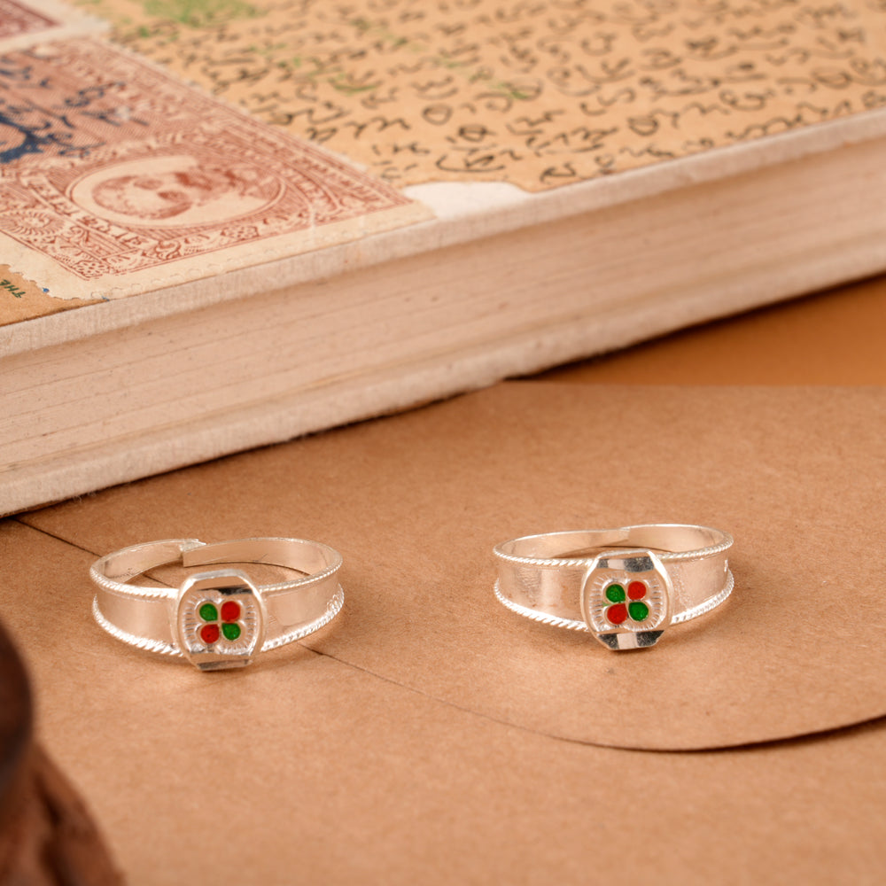 Floral Red & Green Enamel Silver Toe Ring