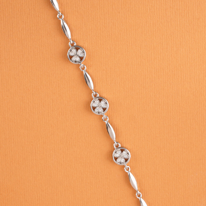 Dainty Heart in Floral Clover Silver Bracelet