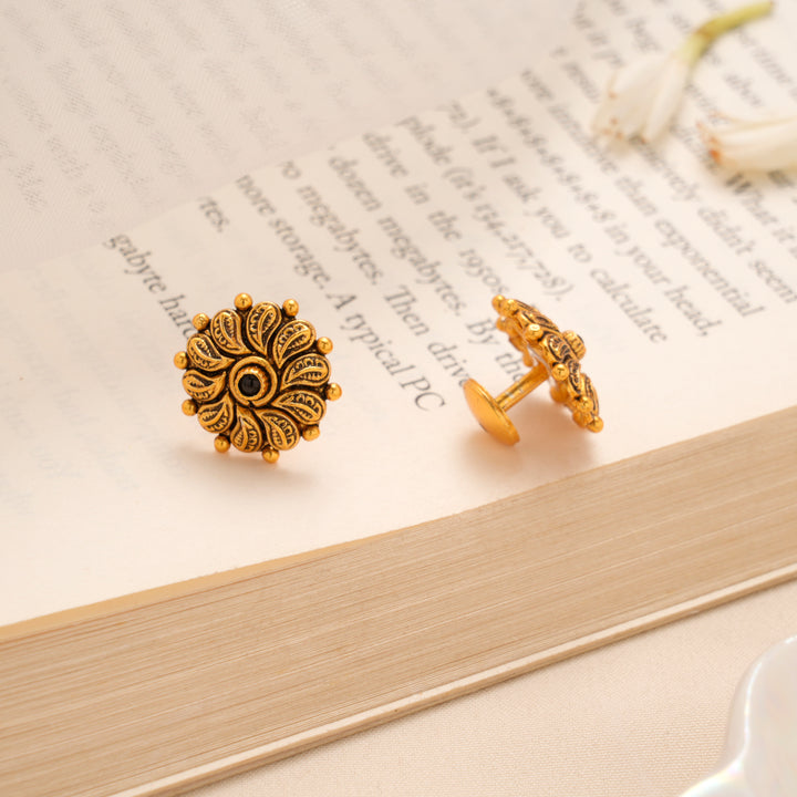Detailed Antique Silver Golden Kundan  Stud