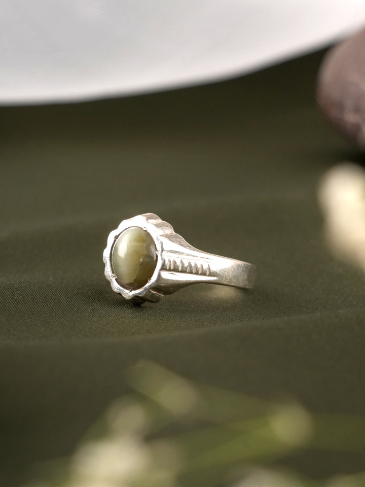 Gemstone Oval Cat Eye Silver Ring
