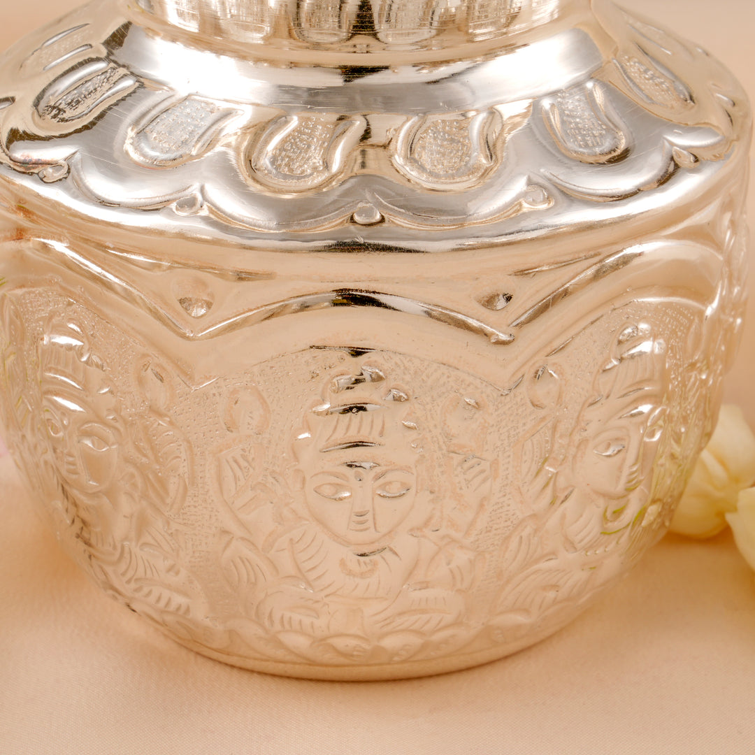 Traditional Lakshmi Silver Chombu