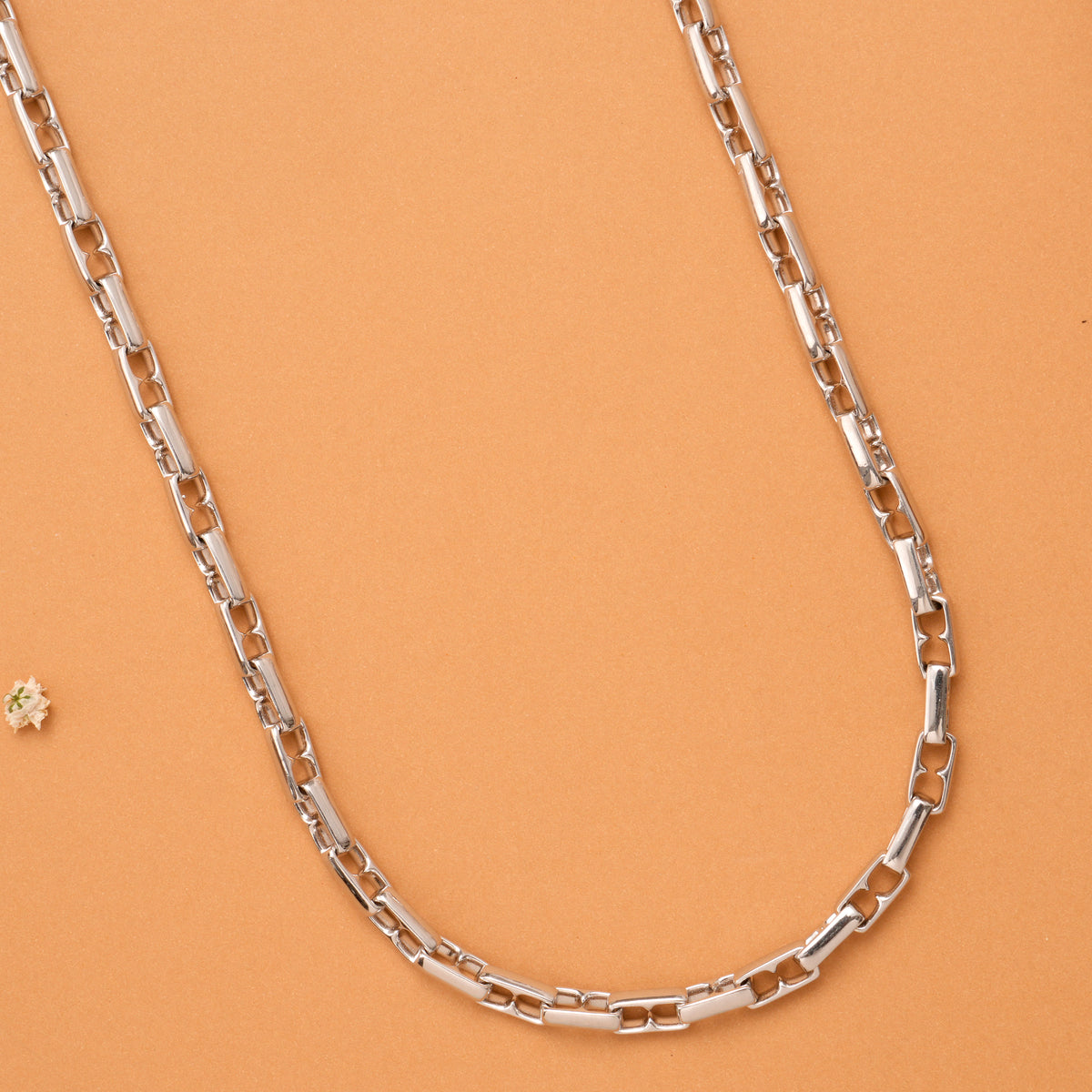 Sleek Rectangular Pattern Silver Chain