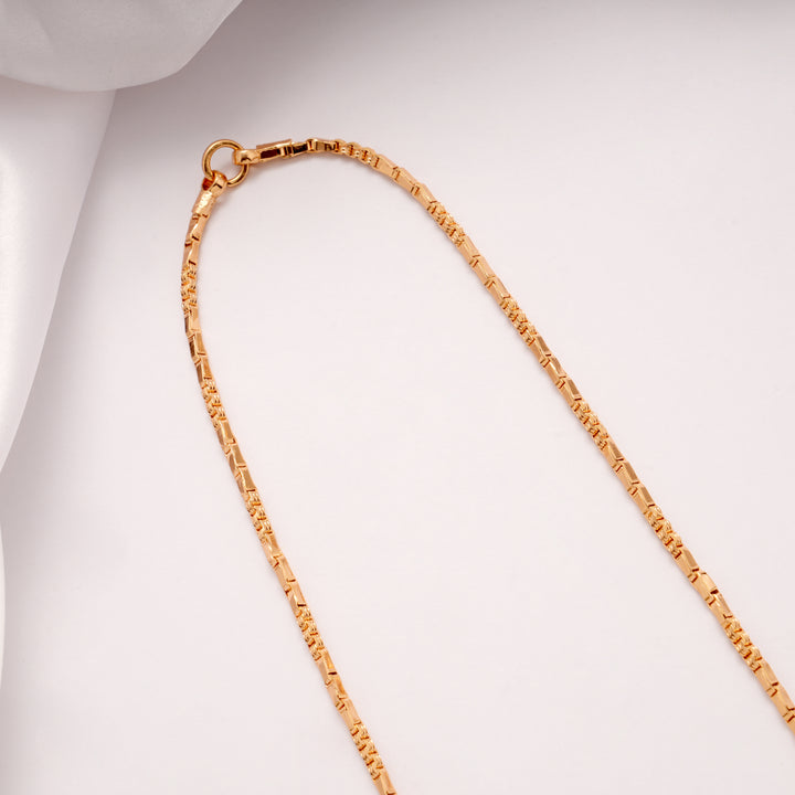 Minimalist Textured Golden Chain