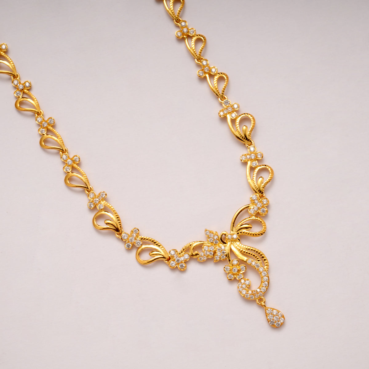 Shine Finish Floral Golden Necklace Set