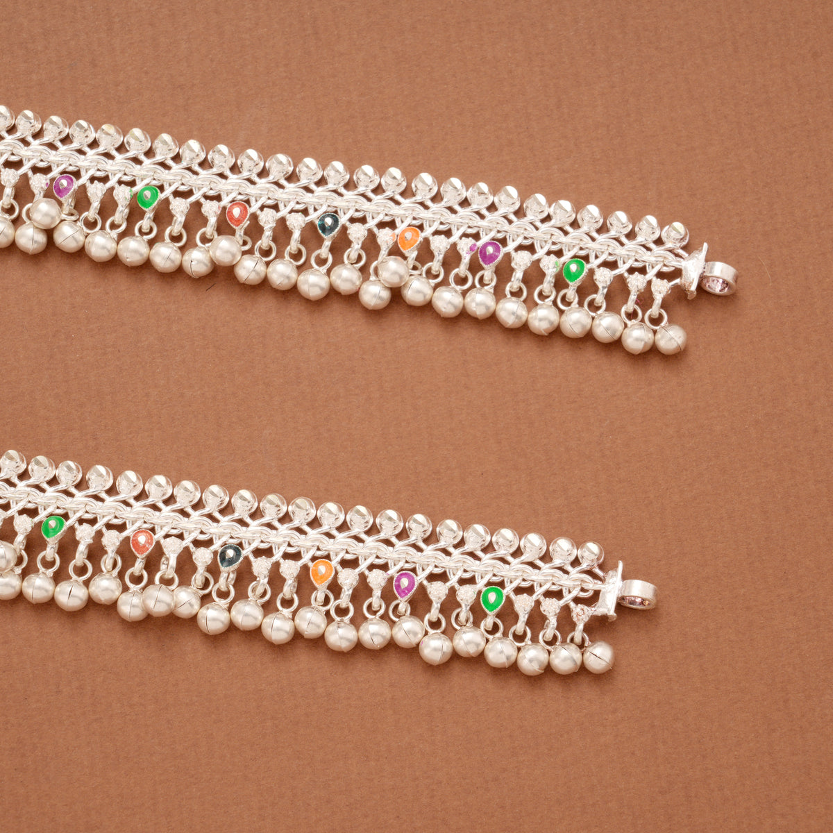 Minimal Teardrop Enamel Salangai Silver Anklets