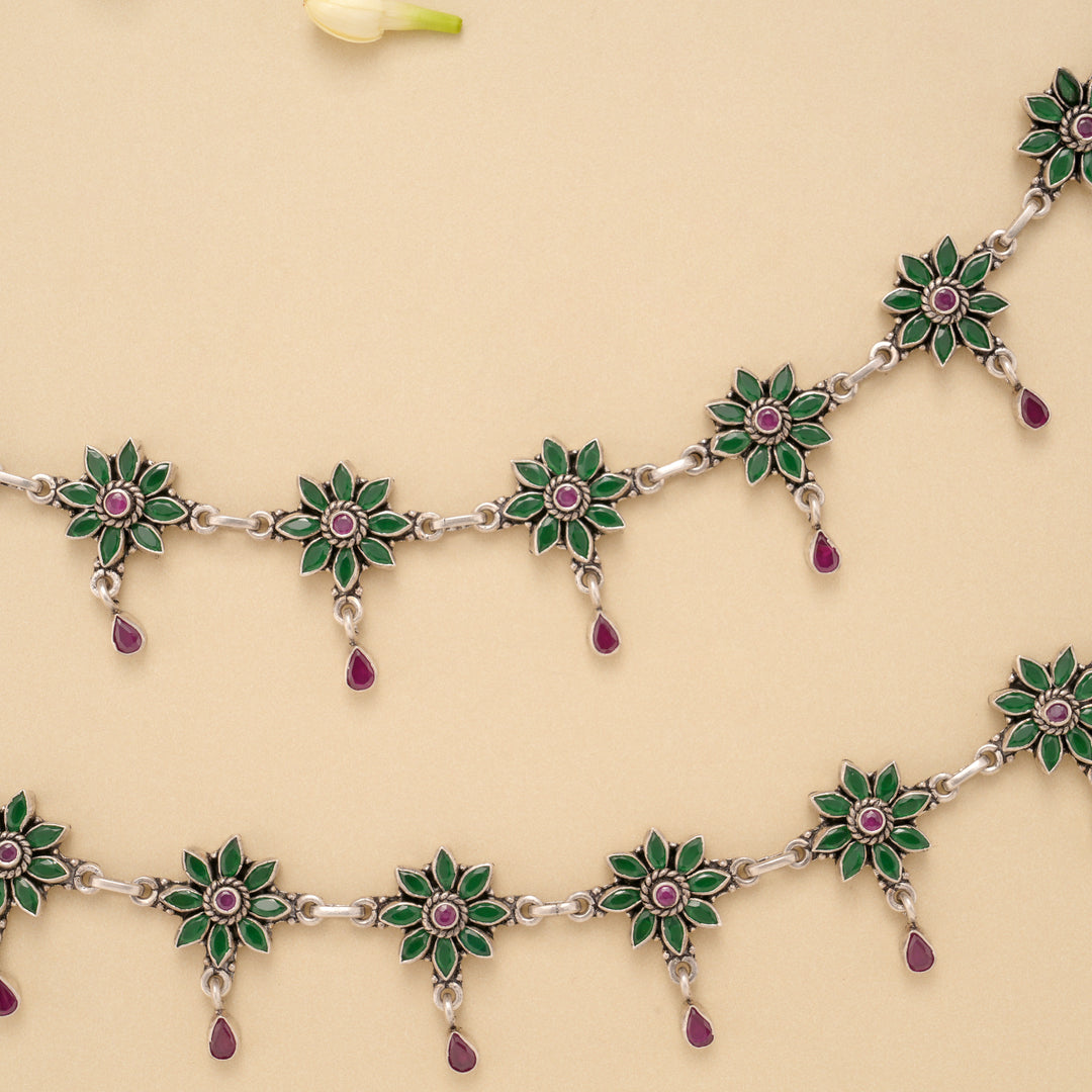 Antique Floral Emerald Stone Silver Anklet