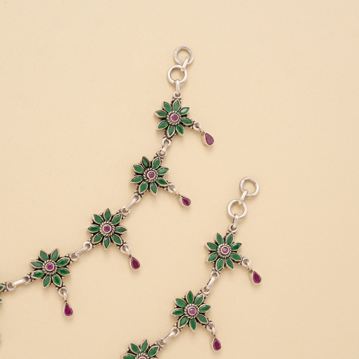 Antique Floral Emerald Stone Silver Anklet