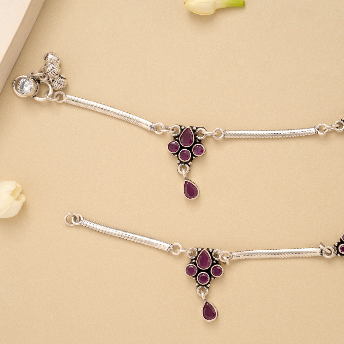 Floral Ruby Stone Antique Silver Anklet