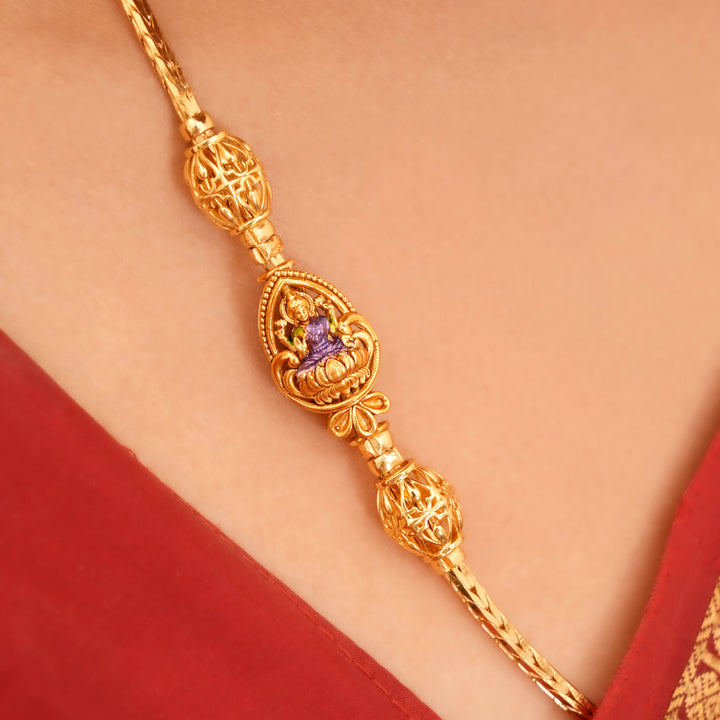 Rich Heritage Golden Lakshmi Mugappu Chain