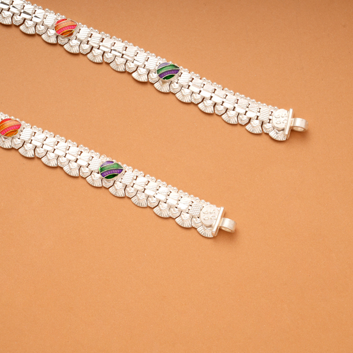 Elegant Tear Drop Shape Enamel Silver Anklets
