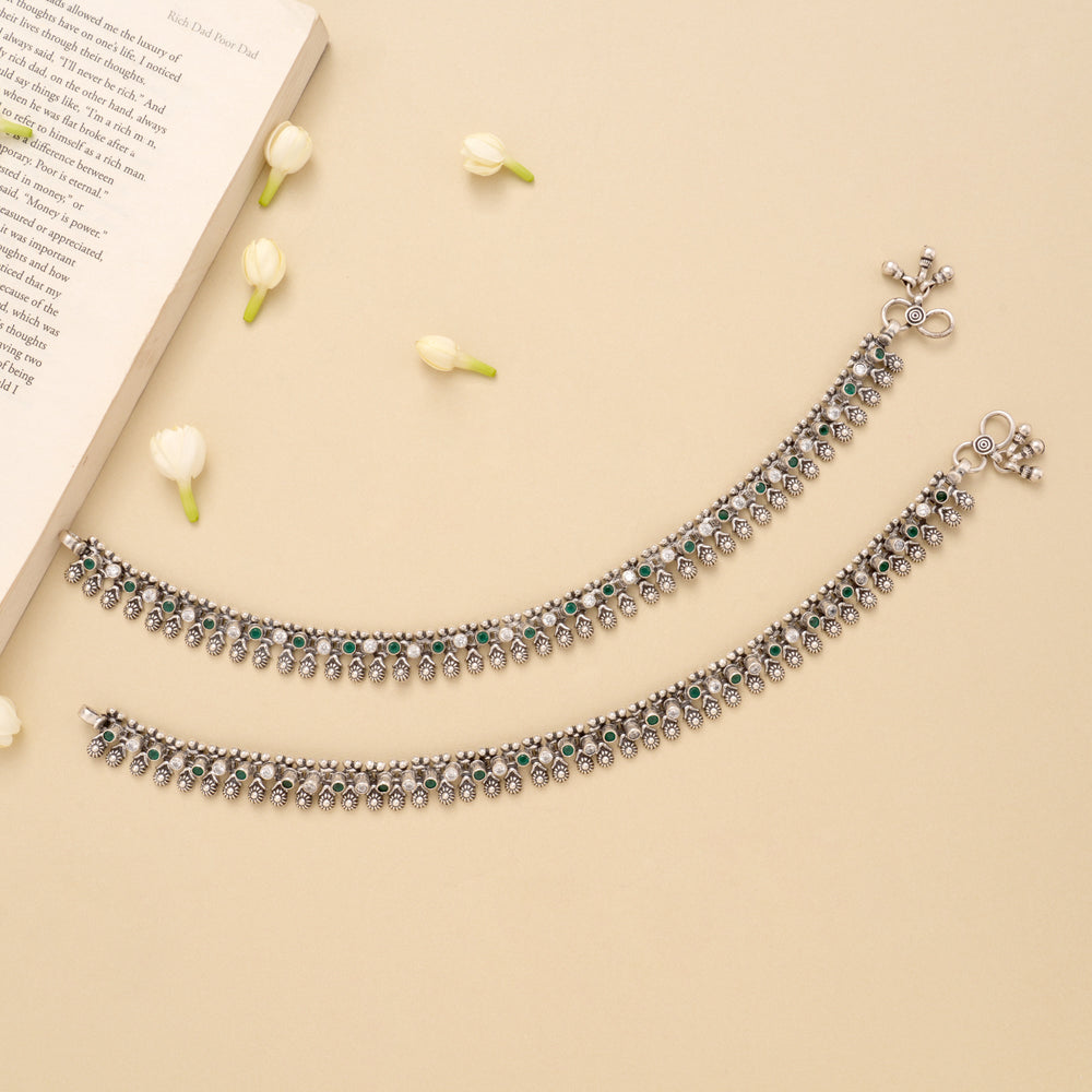 Antique Linear Payal Silver Anklet