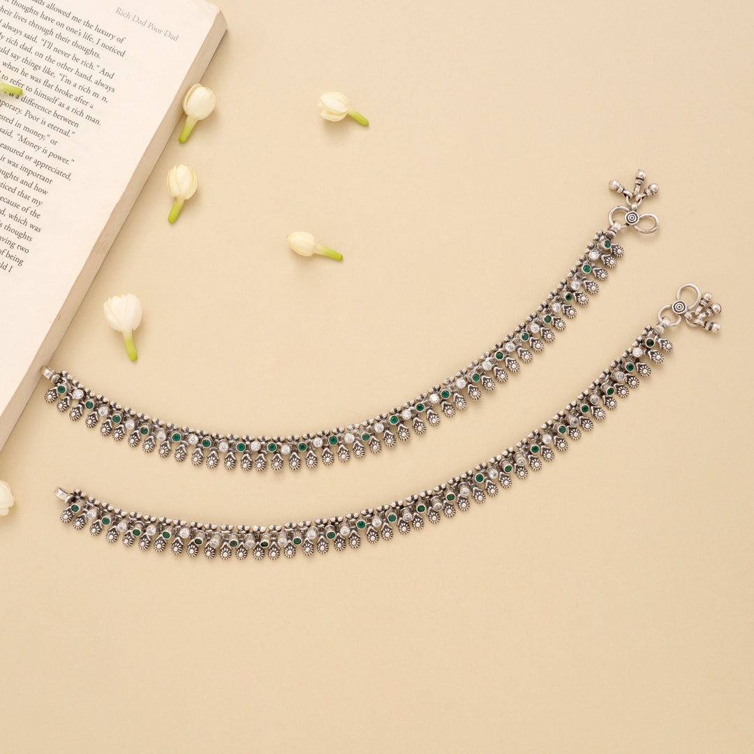 Antique Linear Payal Silver Anklet