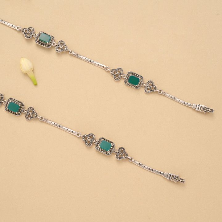 Royal Square Emerald Silver Anklet