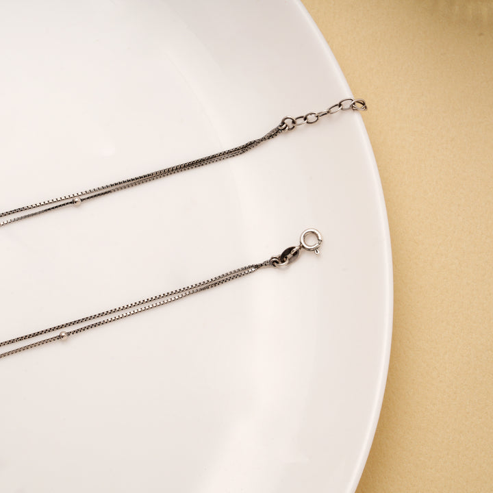 Classic Leaf Design Silver Anklets