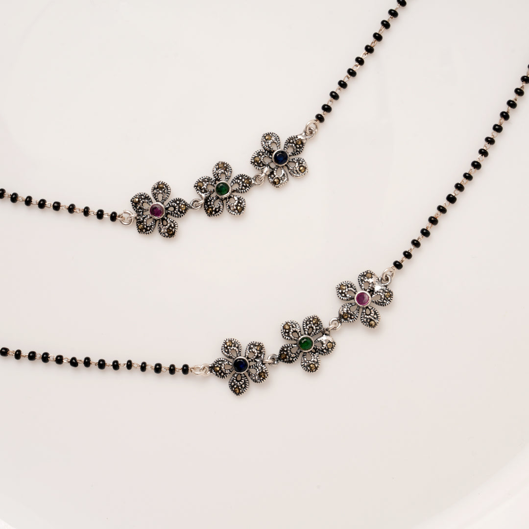 Triple Flower Black Beaded Silver Anklets