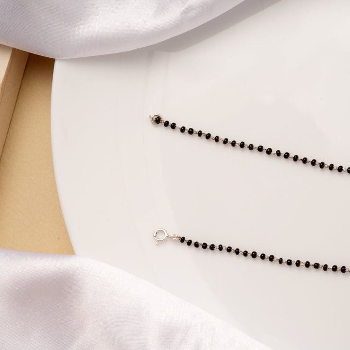 Triple Flower Black Beaded Silver Anklets