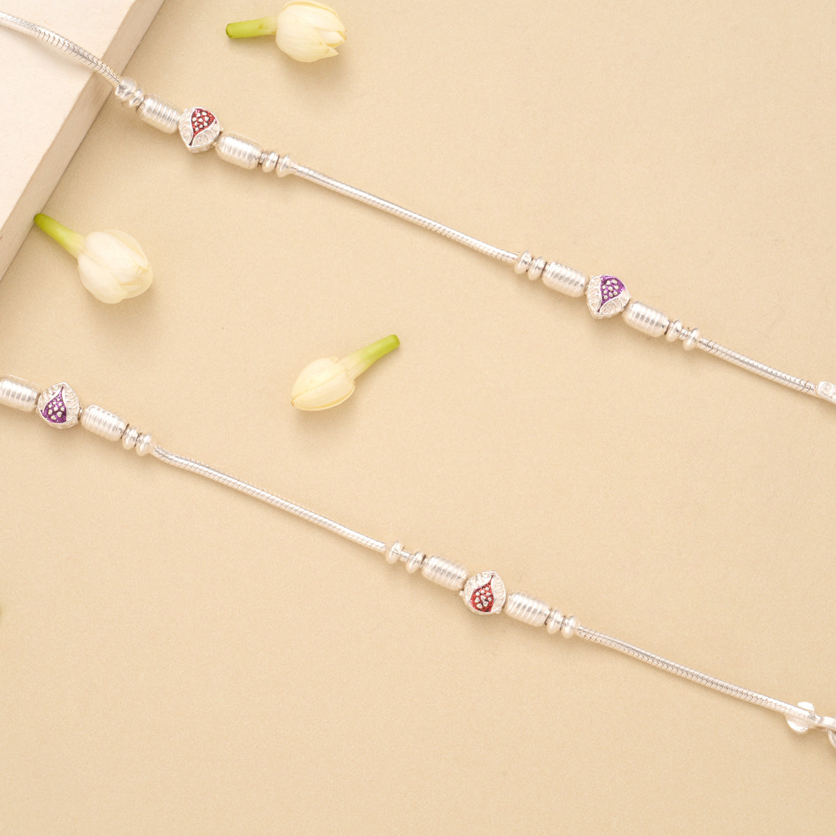 Silver Leaf Shape Beaded Design Anklet