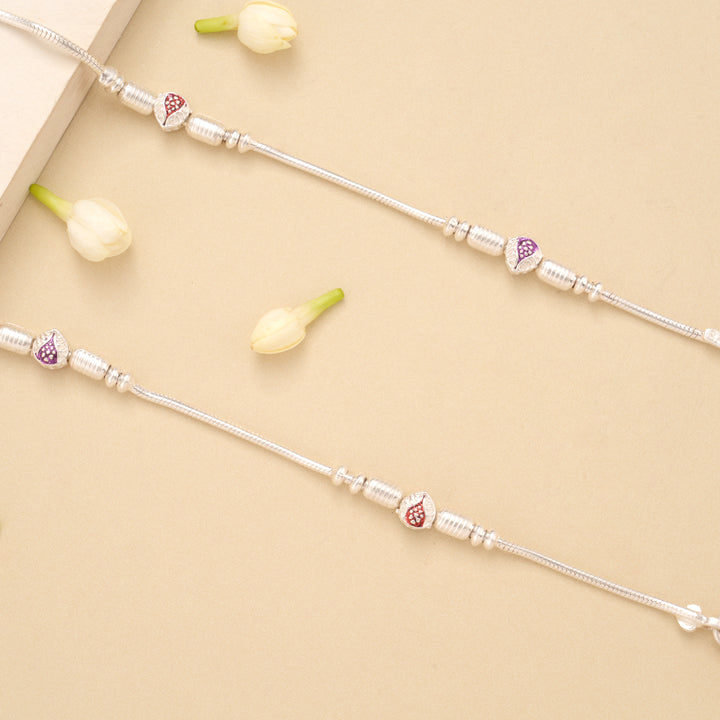 Silver Leaf Shape Beaded Design Anklet