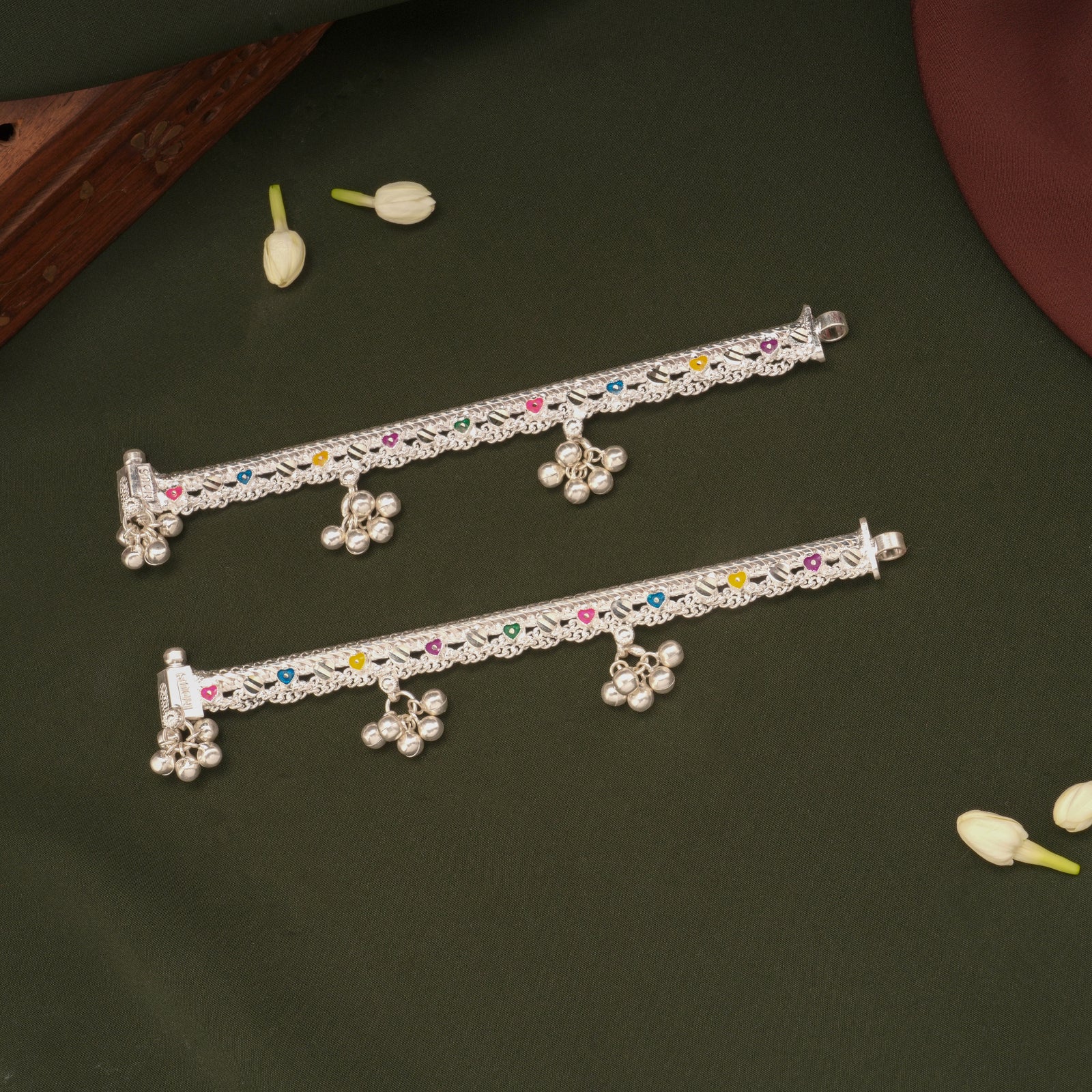 Multicolour Enamel Heart Design Silver Anklets