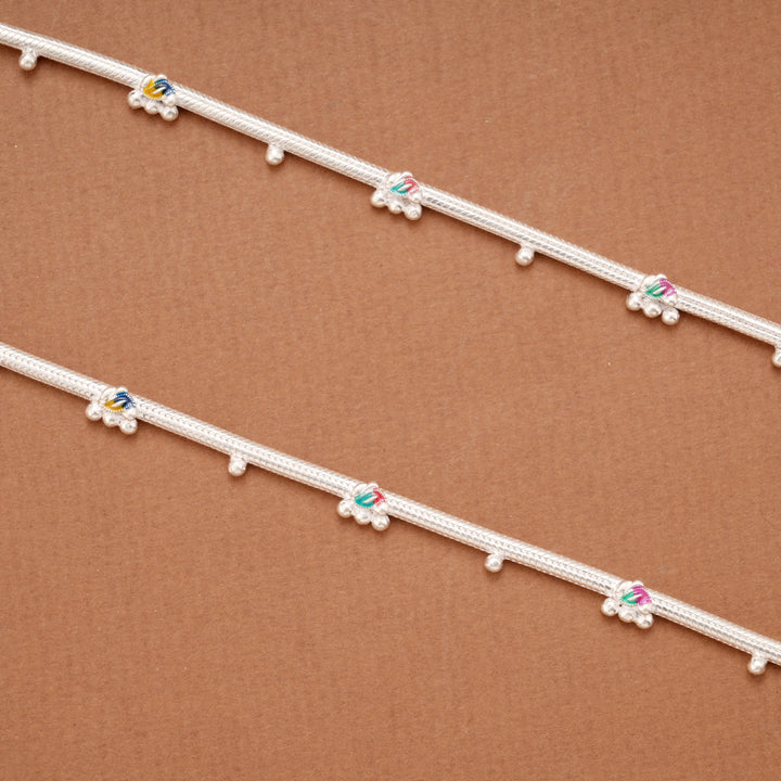 Classic Leafy Enamel Design Silver Anklets