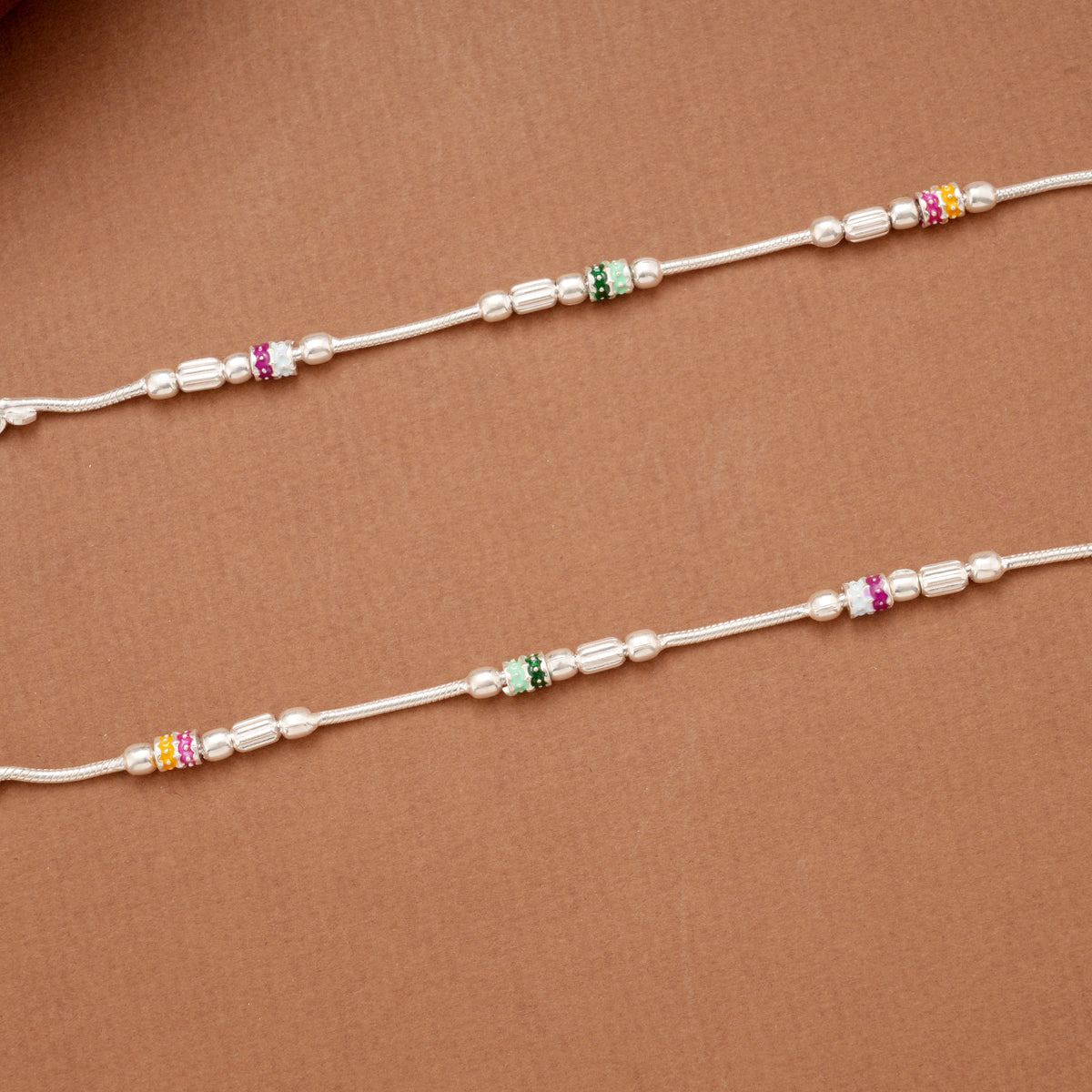 Trendy Twisted Sleek Design Silver Anklets