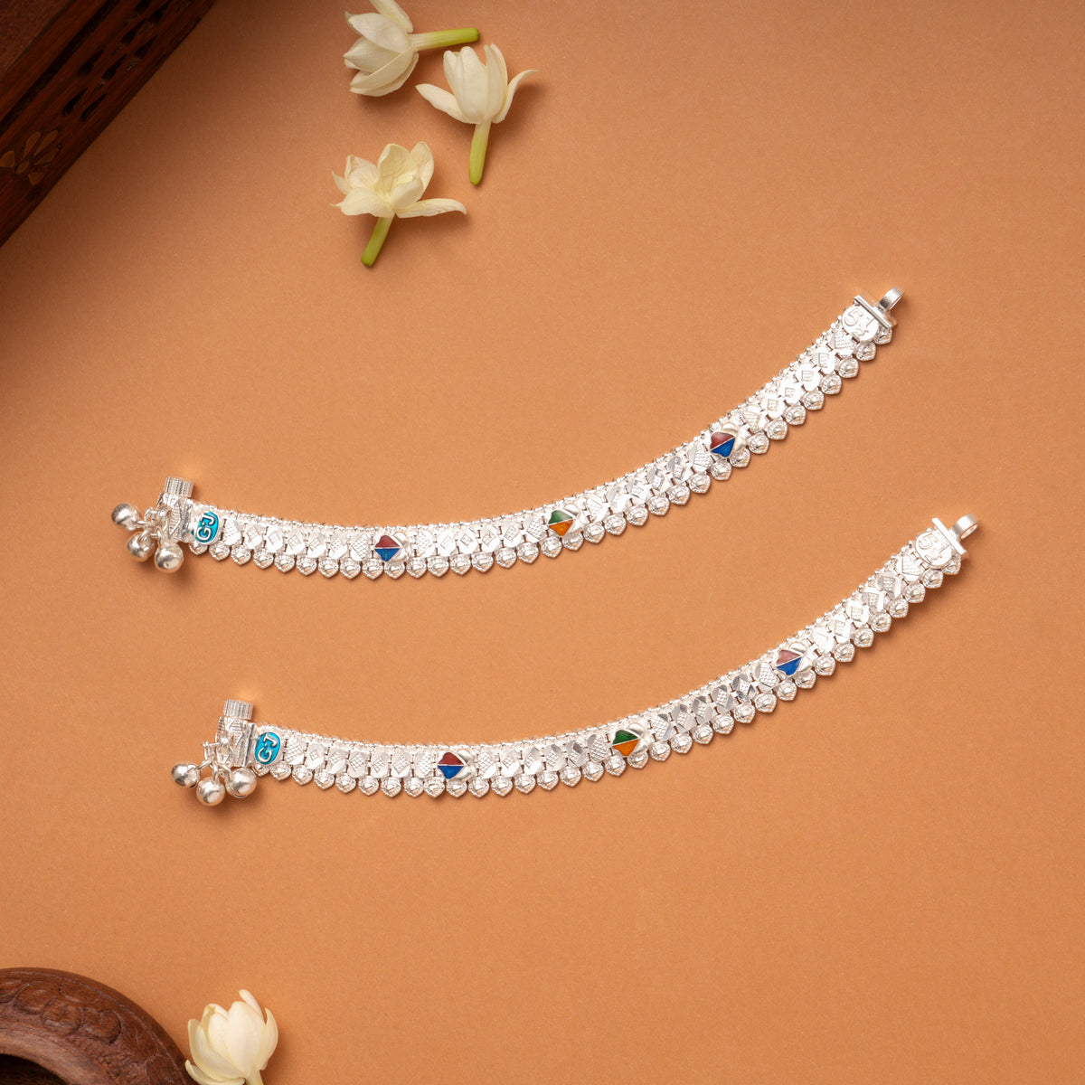 Elegant Heart Design Enamel Silver Anklets
