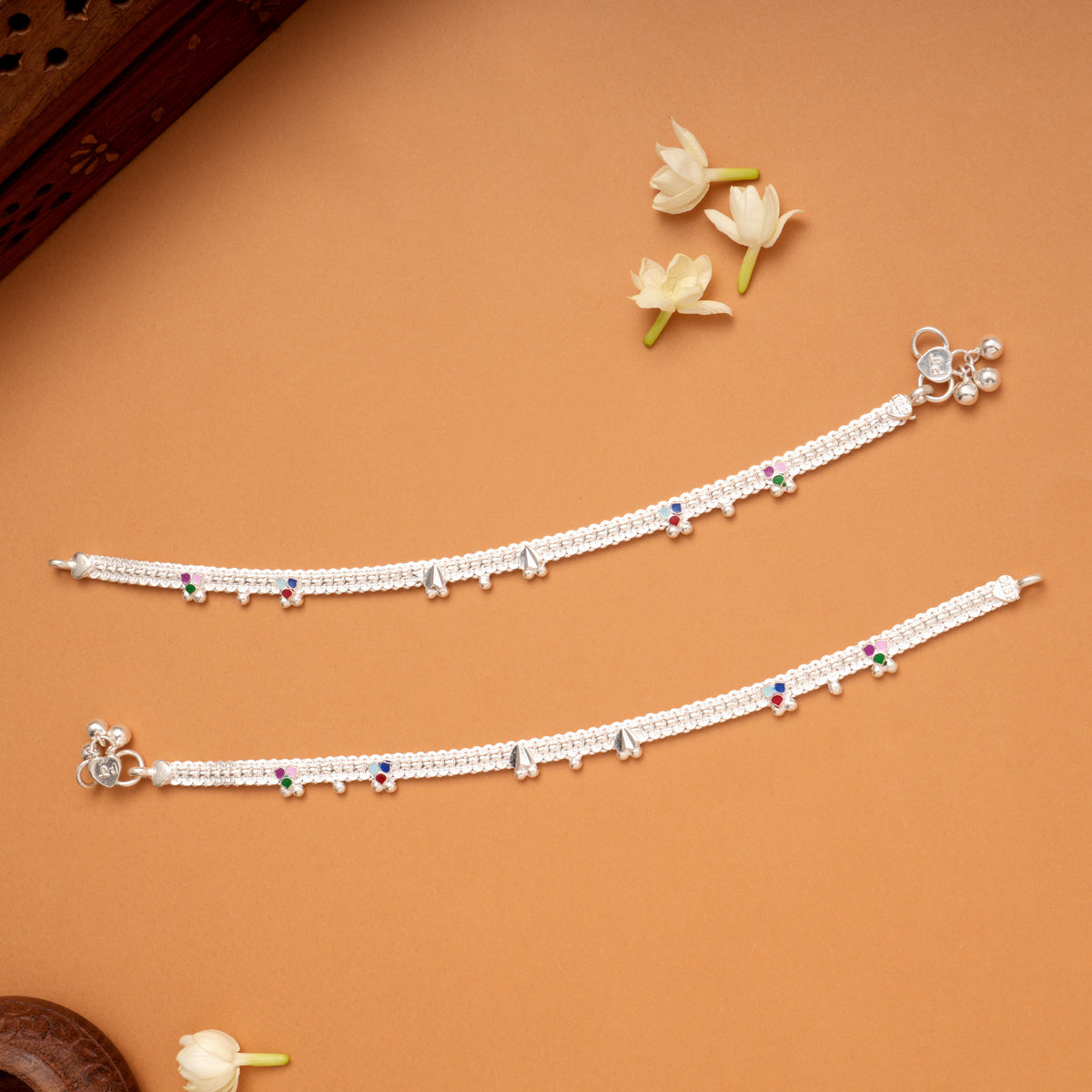Vibrant Colorful Leafy Design Silver Anklets