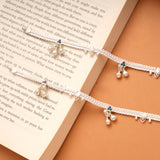 Trendy Triple Stone Triangle Design Silver Anklets