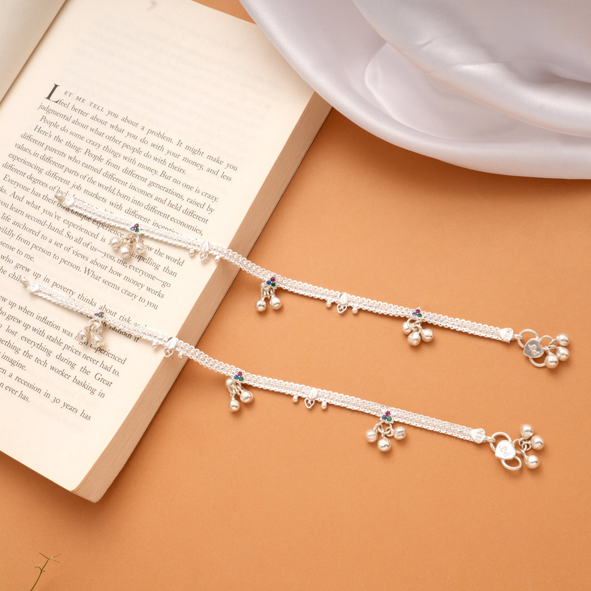 Trendy Triple Stone Triangle Design Silver Anklets