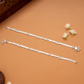 Elegant Multi Color Enamel Leaf Design Silver Anklets