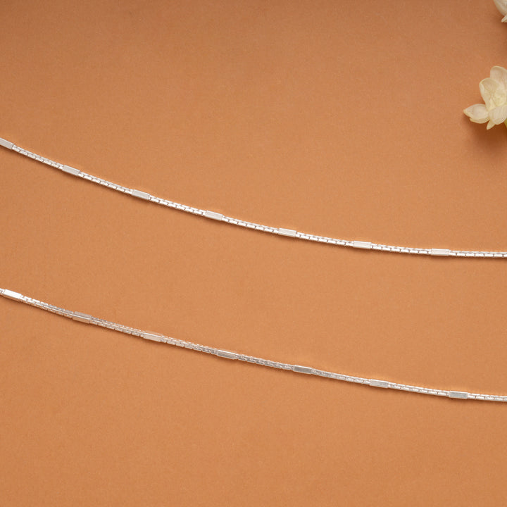 Sleek Box Design Silver Anklets