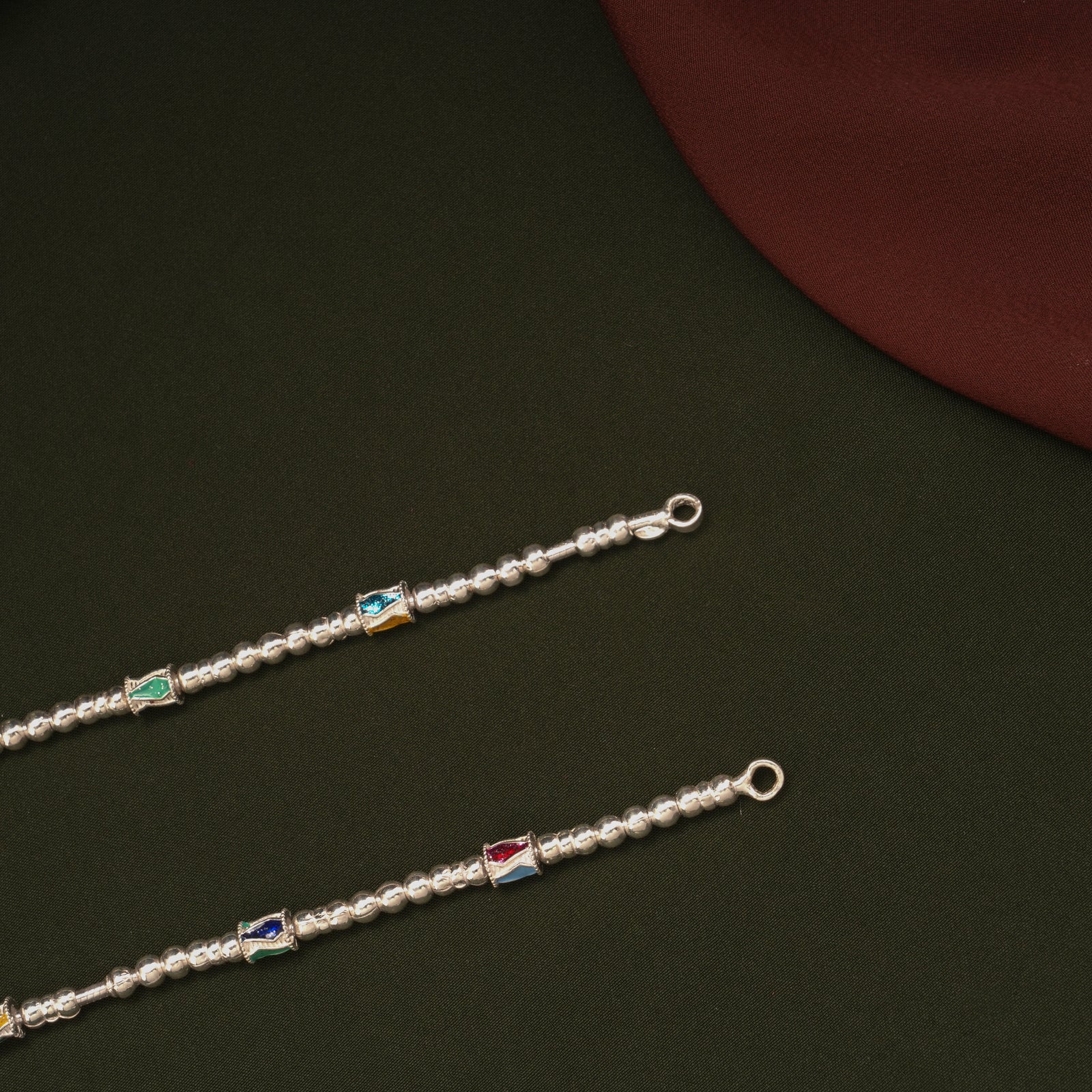Elegant Barrel Shaped Beaded Design Silver Anklets