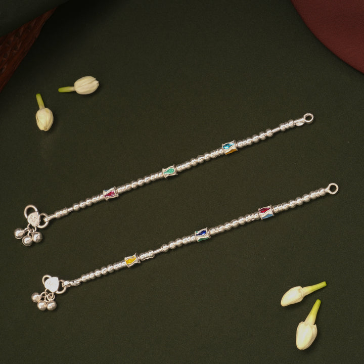 Elegant Barrel Shaped Beaded Design Silver Anklets